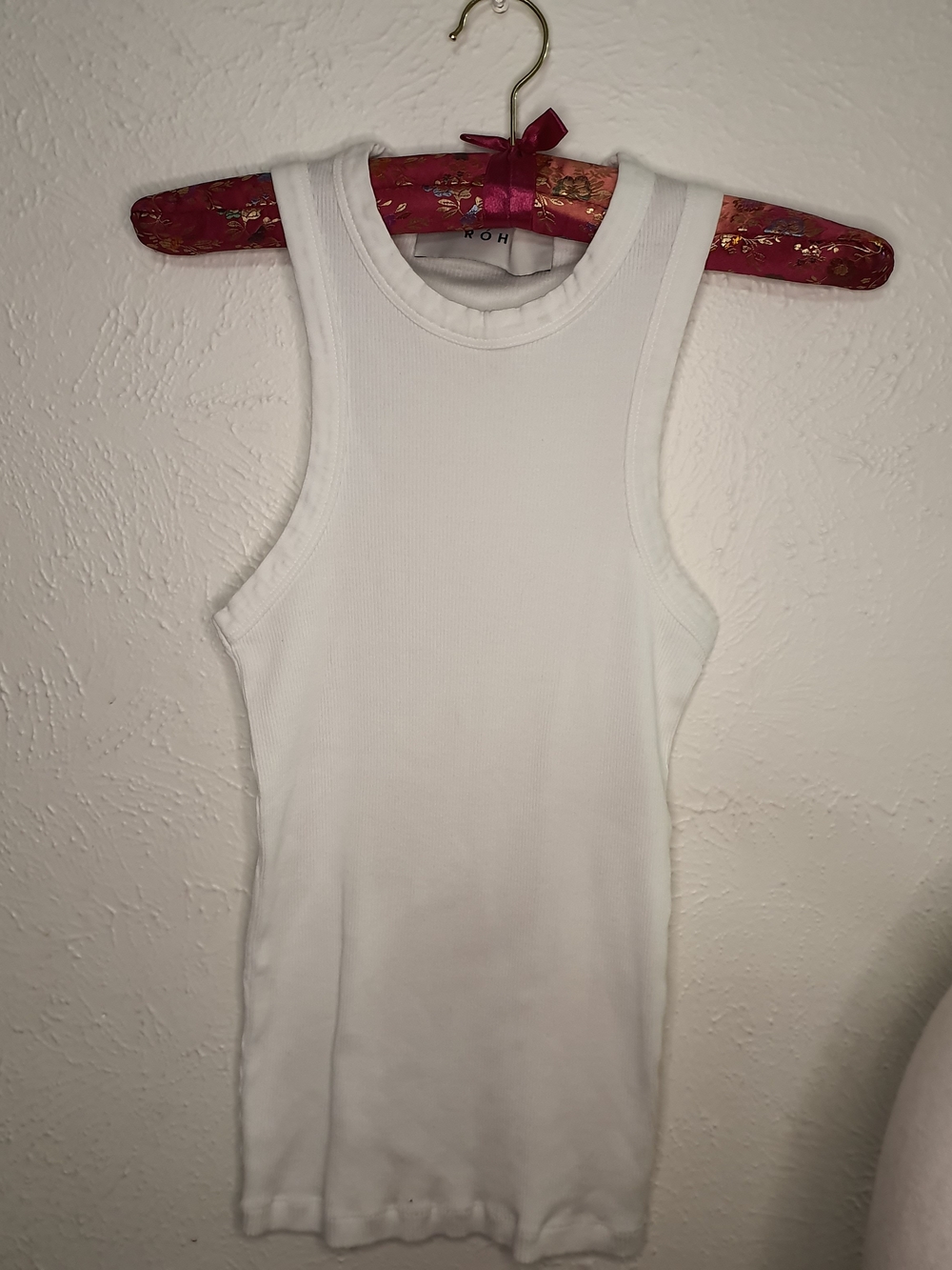 Women's White Ribbed Muscle Tank Top - Unbranded